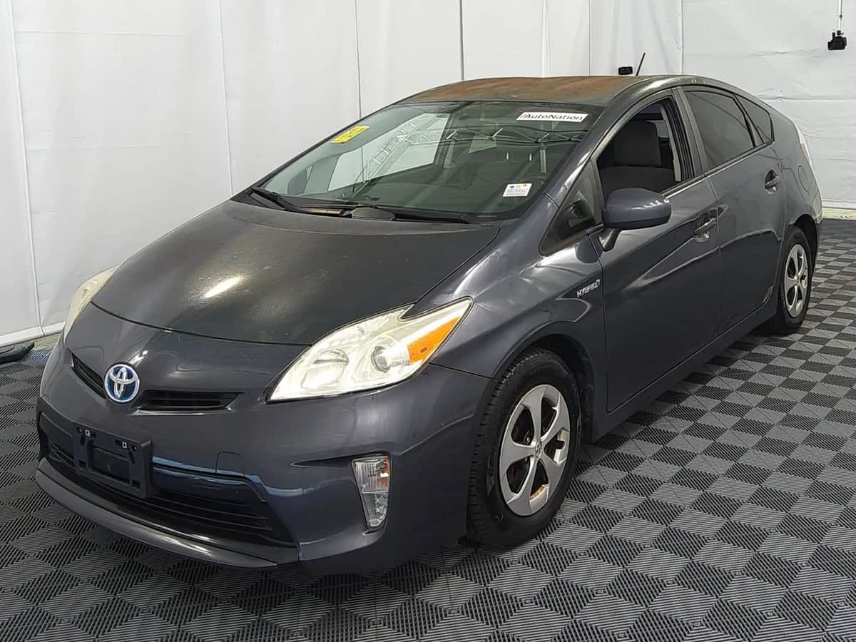 2015 Toyota Prius Three Hatchback 4d