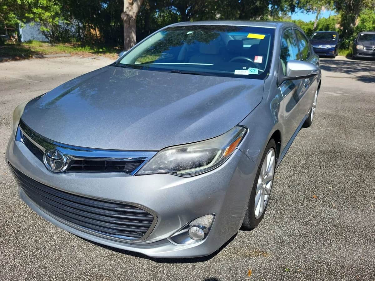 2015 Toyota Avalon Limited Sedan 4d