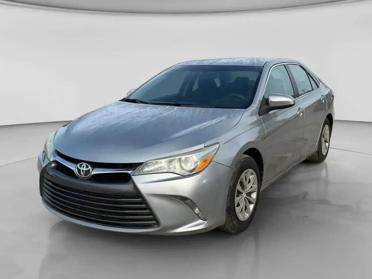 2015 Toyota Camry Le Sedan 4d