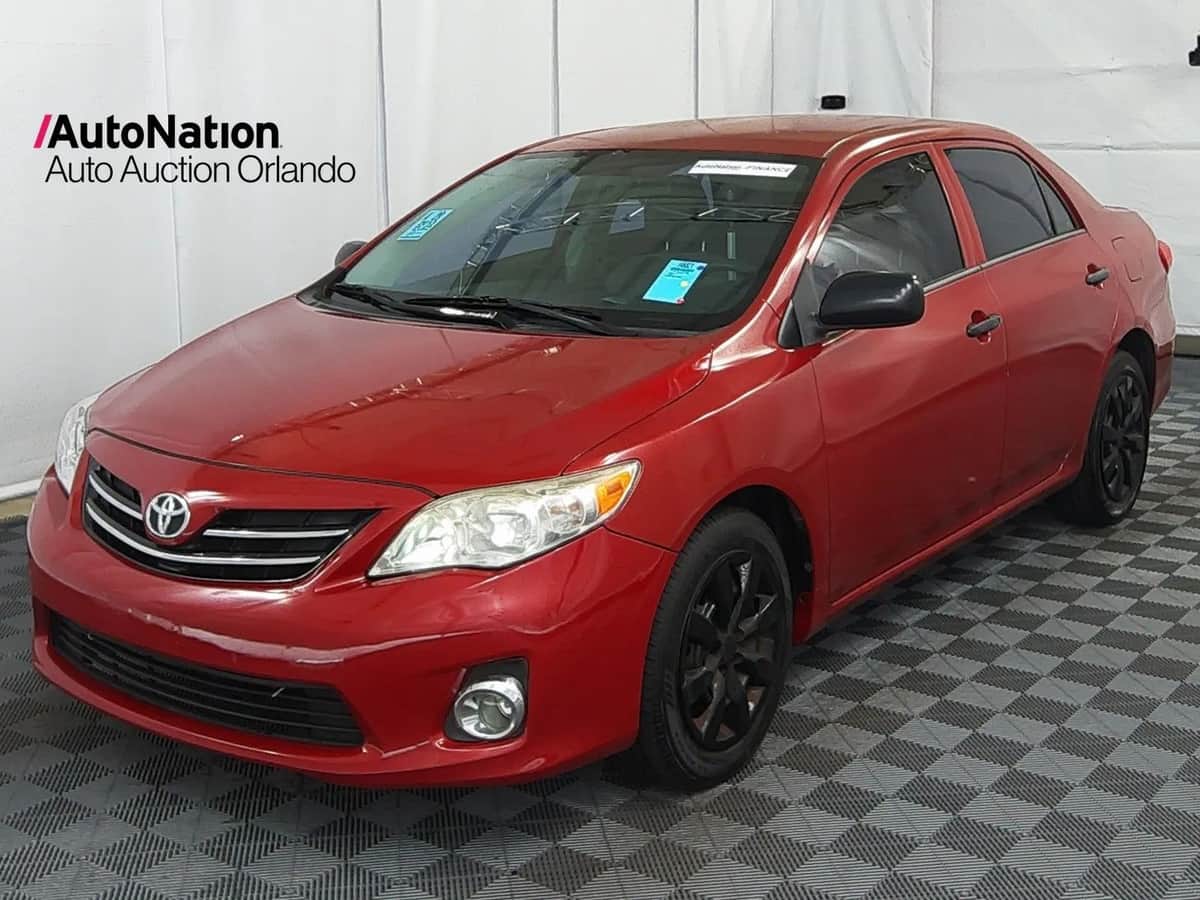 2013 Toyota Corolla Le Sedan 4d