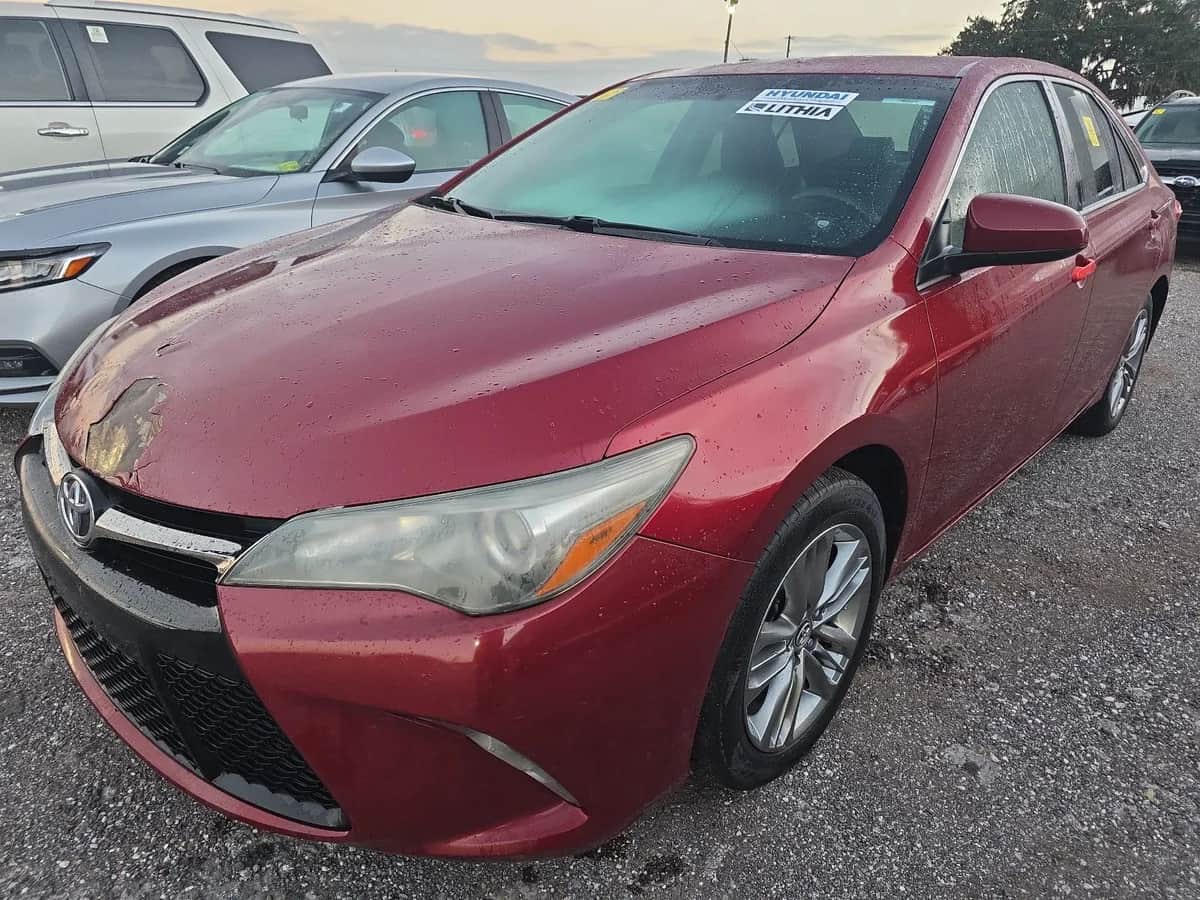 2015 Toyota Camry Se Sedan 4d