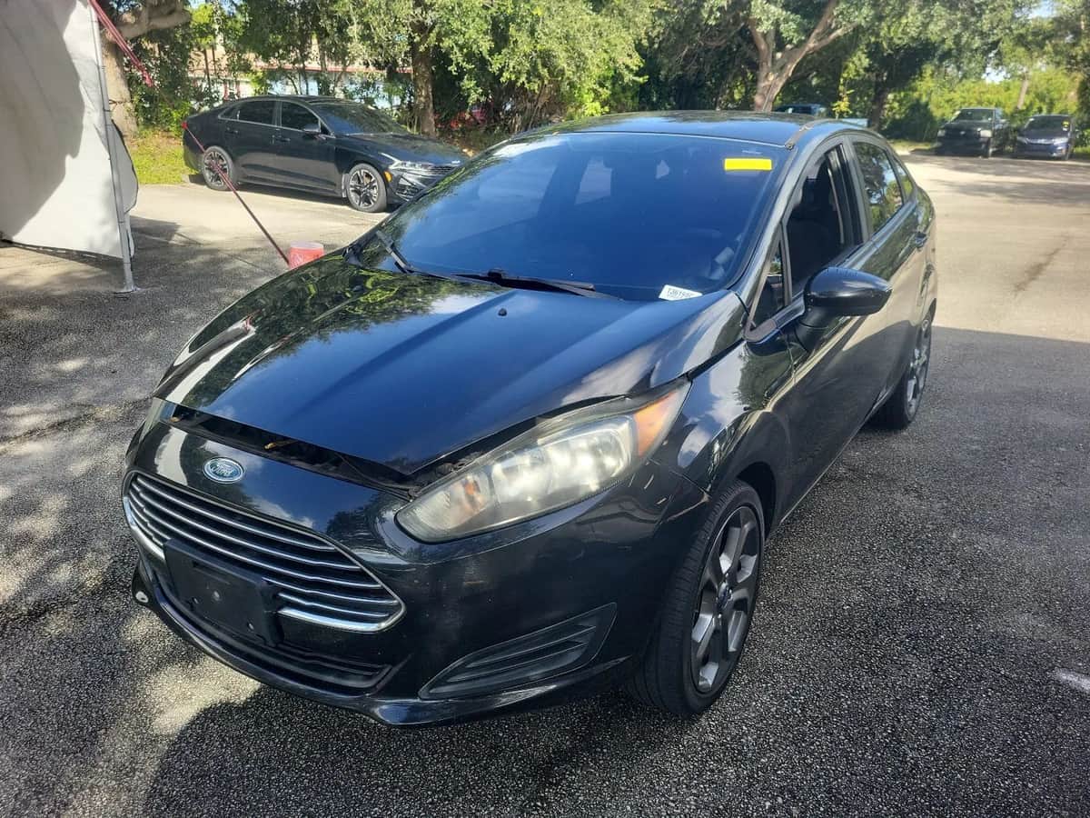 2014 Ford Fiesta S Sedan 4d