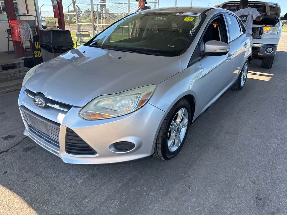 2014 Ford Focus Se Sedan 4d