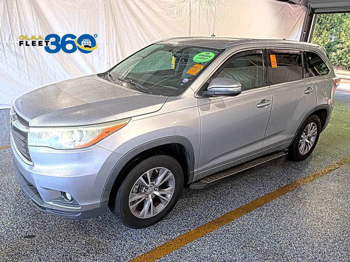 2015 Toyota Highlander Xle Sport Utility 4d