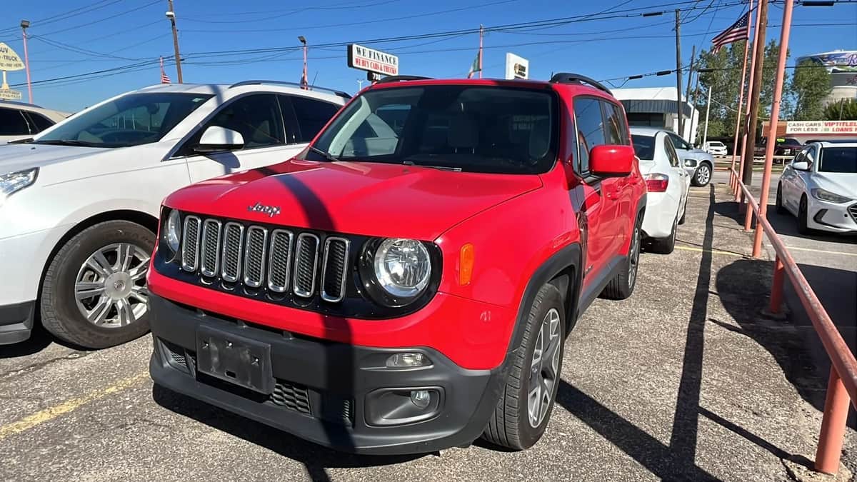 2018 Jeep Renegade Latitude Sport Utility 4d