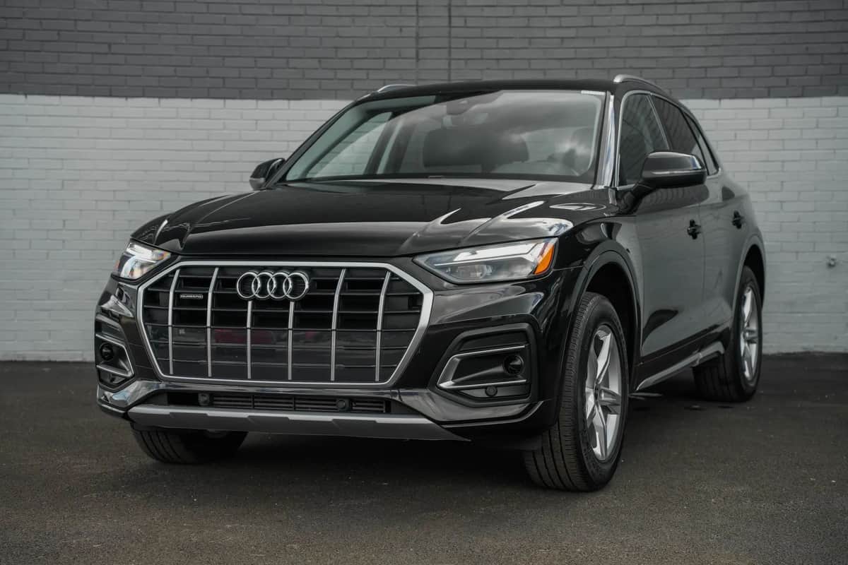 2023 Audi Q5 40 Tfsi Premium Sport Utility 4d