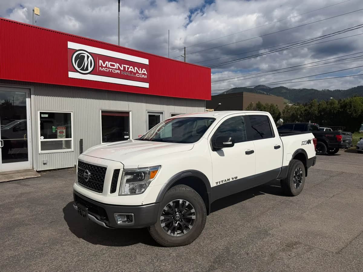 2018 Nissan Titan Pro-4x Pickup 4d 5 1/2 Ft