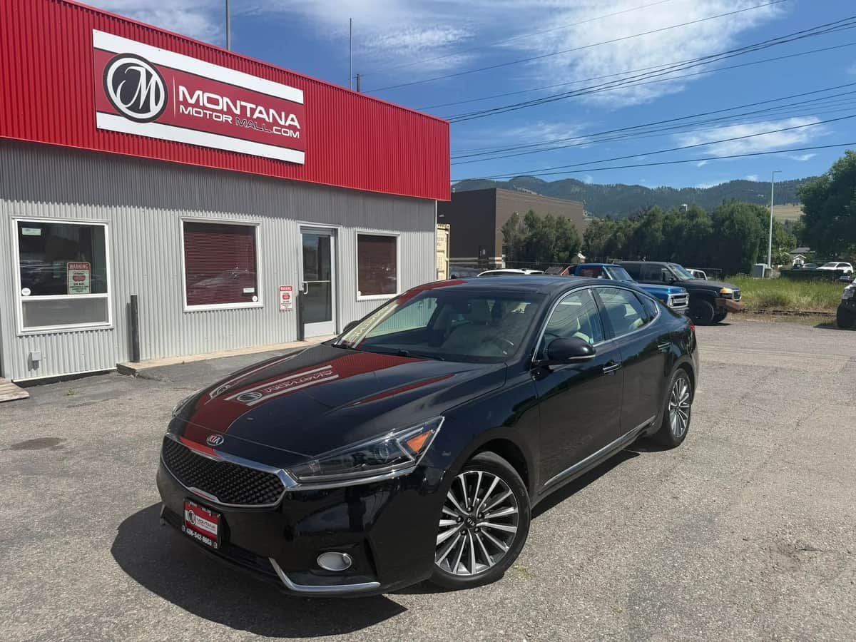 2018 Kia Cadenza Premium Sedan 4d