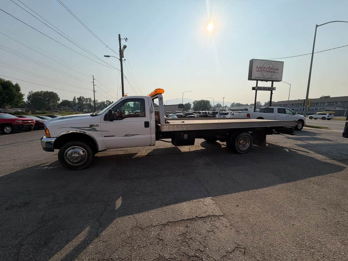 2000 Ford F-550 Chassis 165 Wb