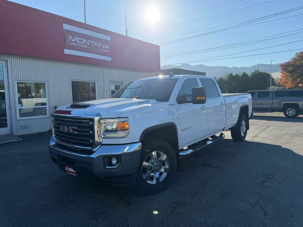 2017 GMC Sierra 3500HD SLE Pickup 4D 8 ft