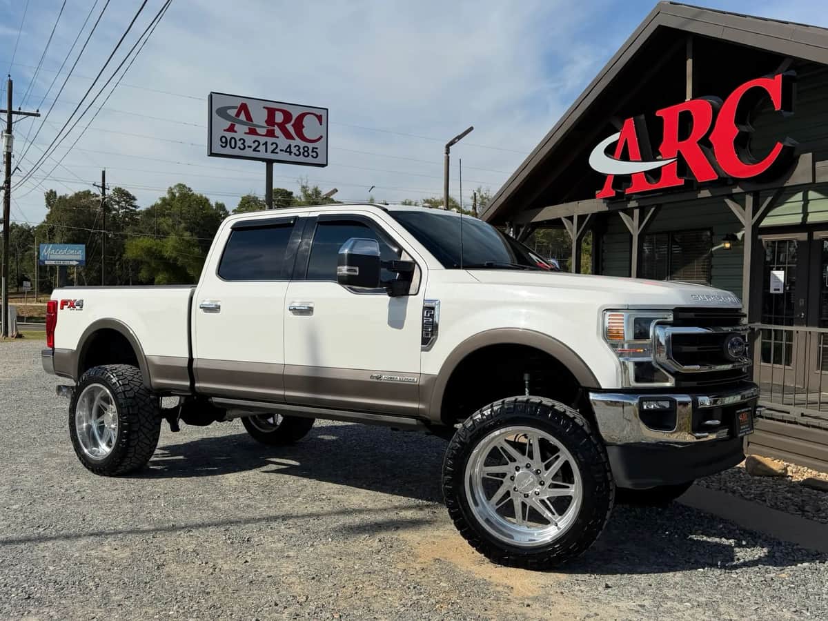 2022 Ford F-250 King Ranch Pickup 4d 6 3/4 Ft