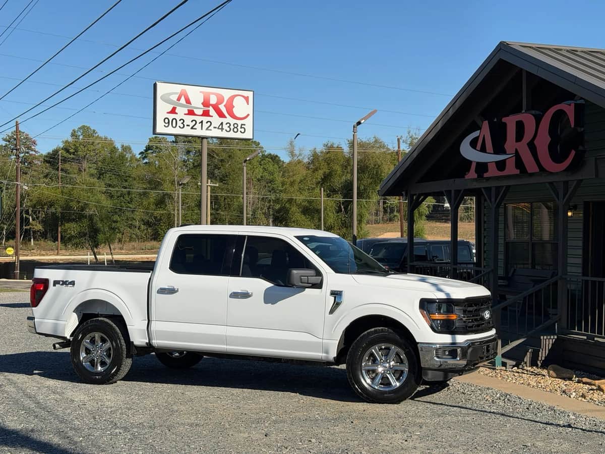 2024 Ford F-150 Xlt Pickup 4d 5 1/2 Ft