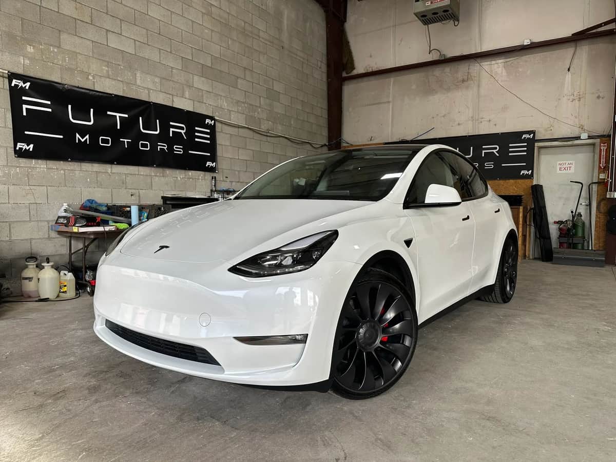 2024 Tesla Model Y Performance Sport Utility 4d