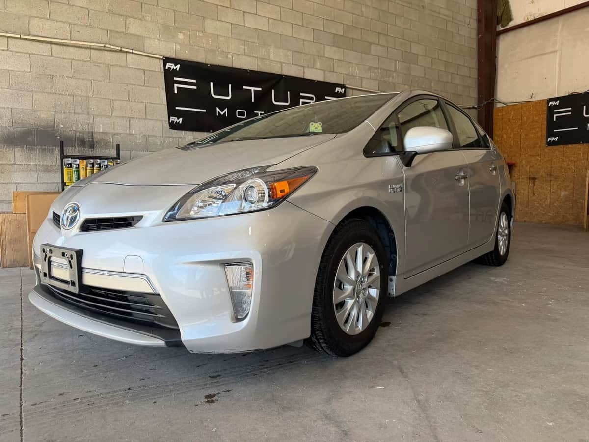 2012 Toyota Prius Hatchback 4D