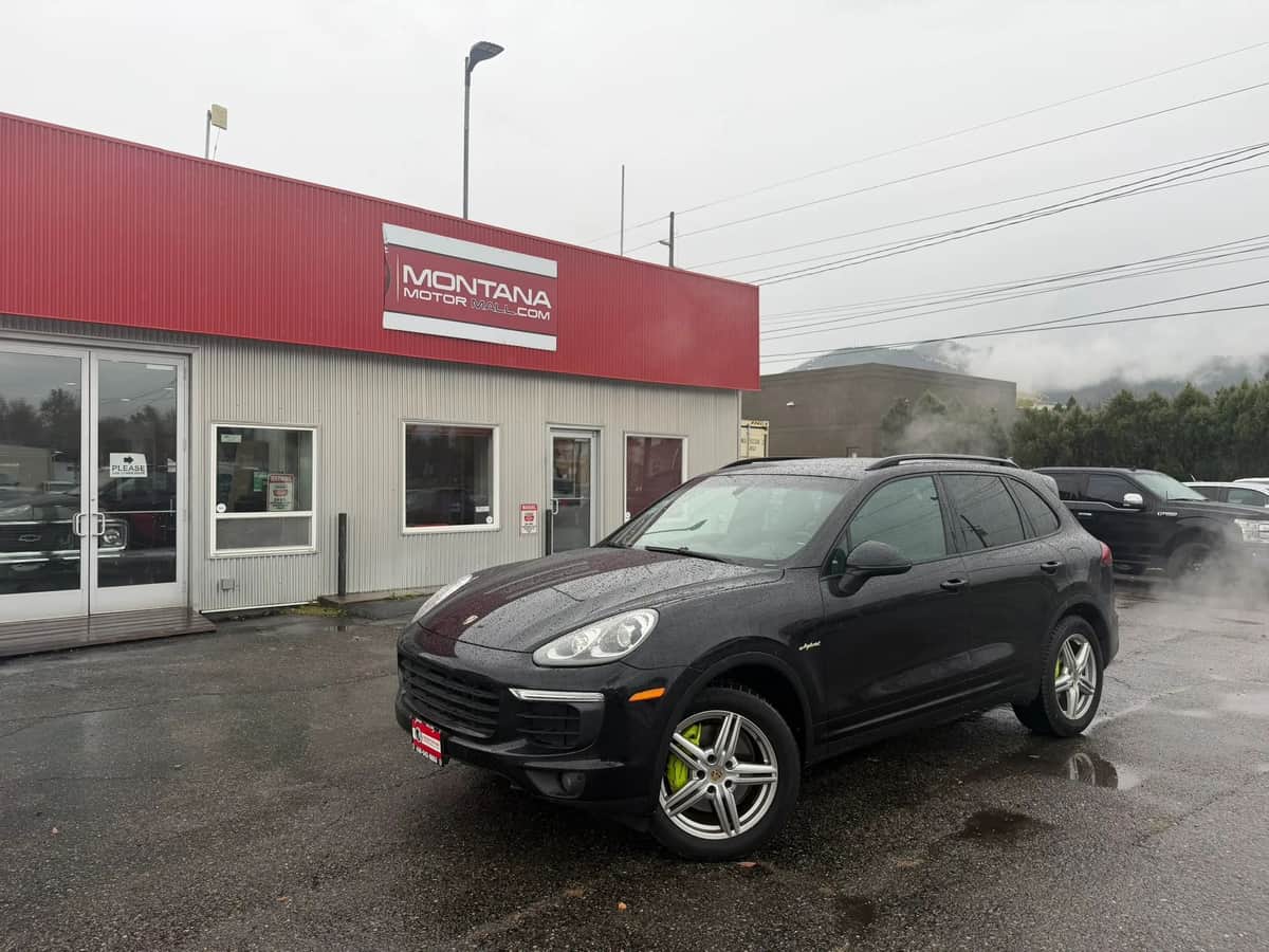 2016 Porsche Cayenne S E-Hybrid Sport Utility 4D