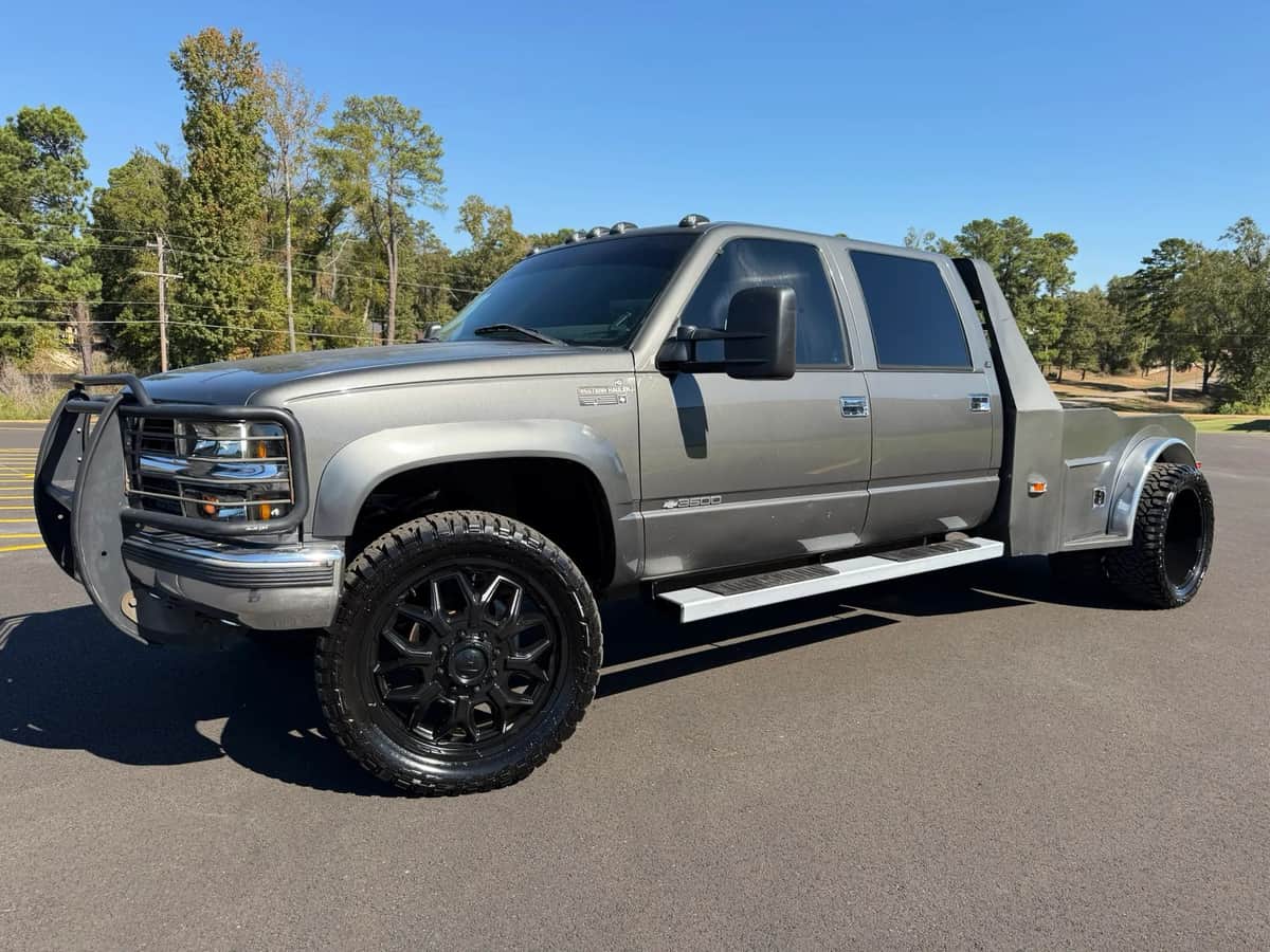 2000 Chevrolet GMT-400 Long Bed