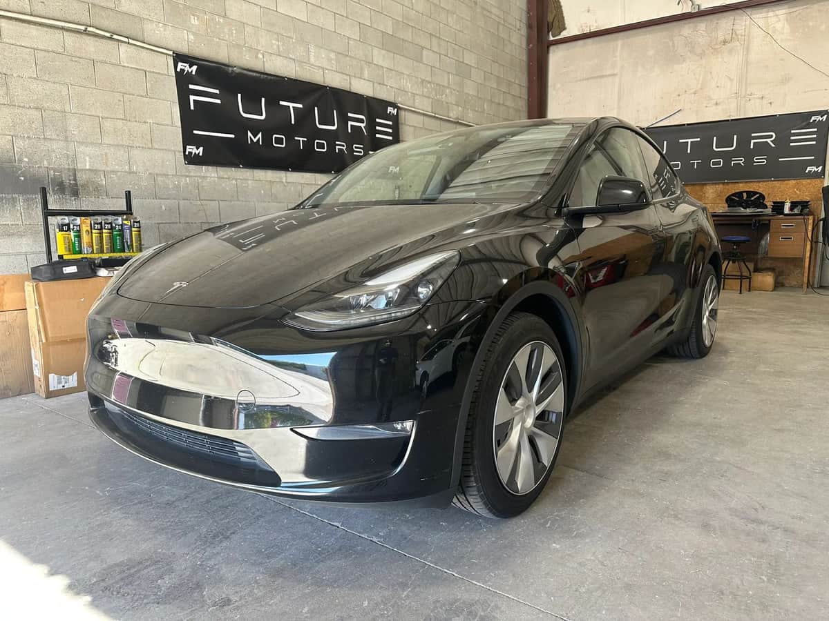 2023 Tesla Model Y Standard Sport Utility 4d