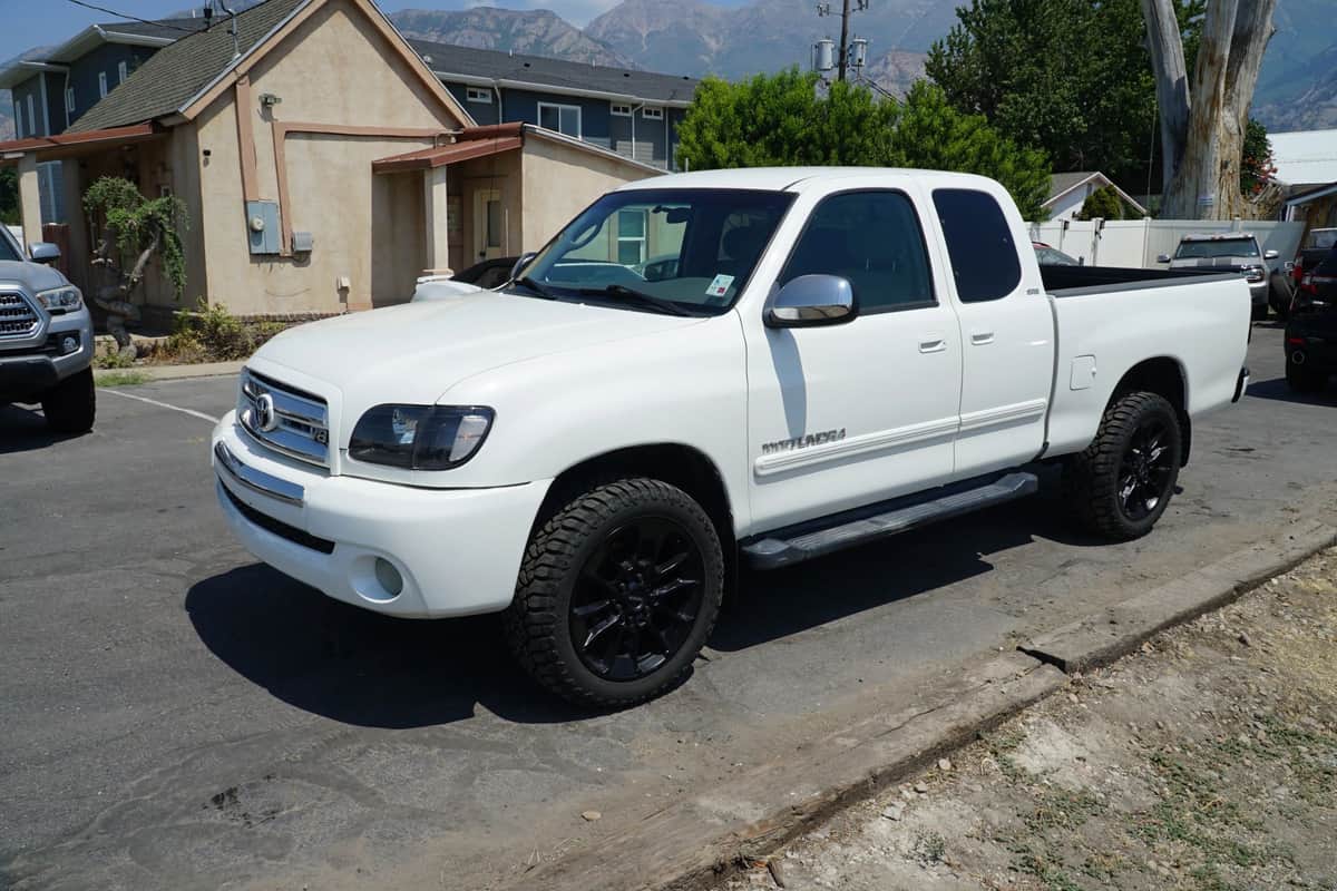 2004 Toyota Tundra Sr5 Pickup 4d 6 1/2 Ft