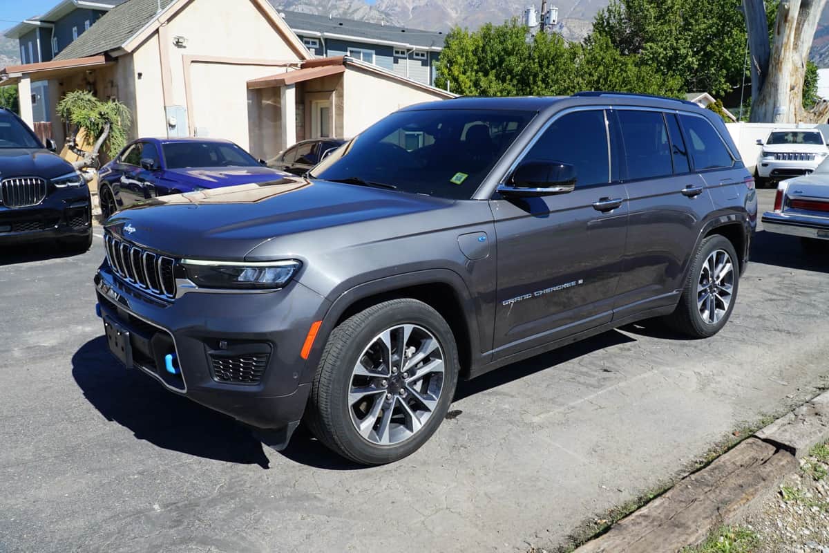 2023 Jeep Grand Cherokee Overland Sport Utility 4D
