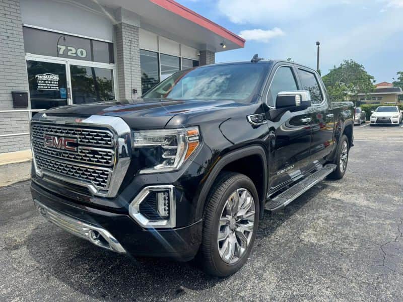 2020 GMC Sierra 1500 Crew Cab Denali Pickup 4d 5 3/4 Ft