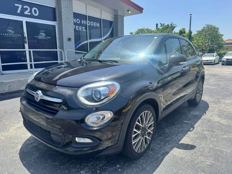2017 FIAT 500X Lounge Sport Utility 4d
