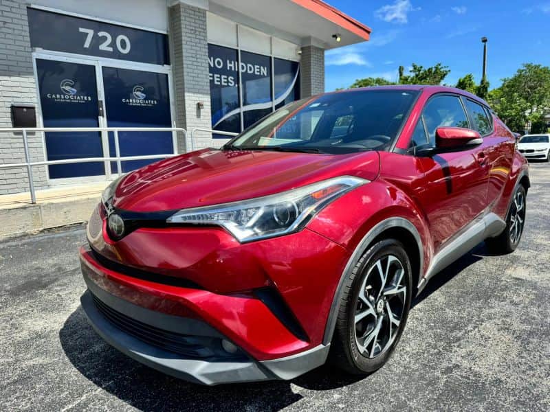 2018 Toyota C-HR Xle Premium Sport Utility 4d