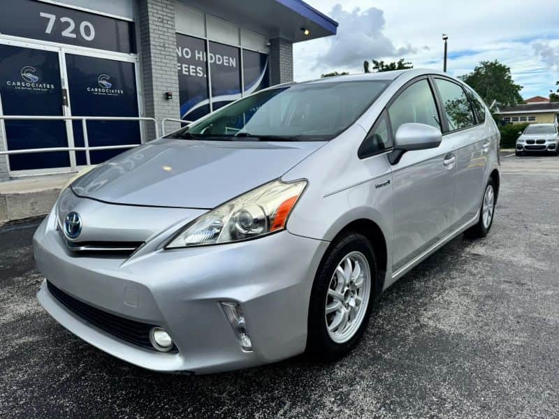 2013 Toyota Prius V Three Wagon 4d