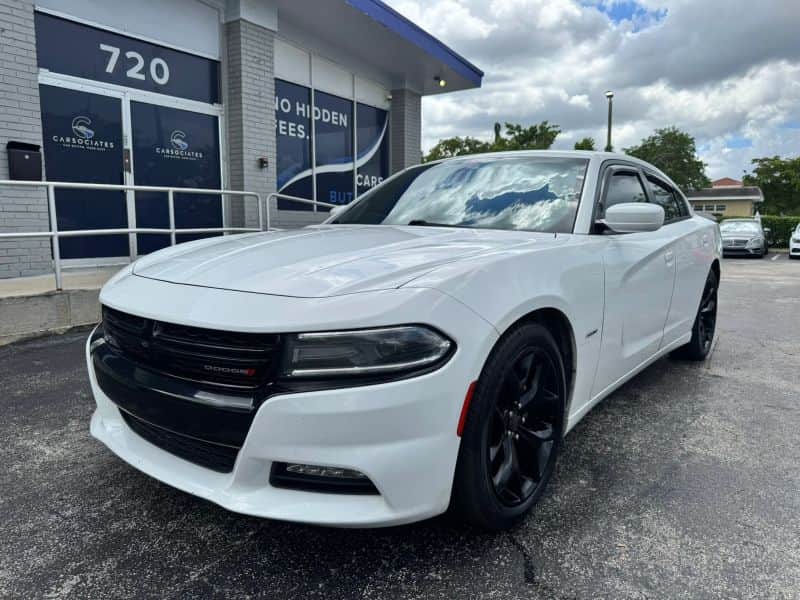 2015 Dodge Charger R/T Sedan 4d
