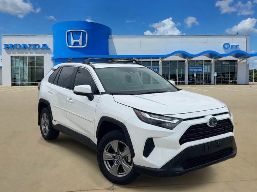 2024 Toyota RAV4 Hybrid XLE