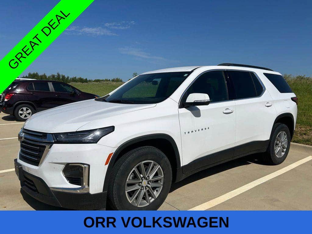 2023 Chevrolet Traverse LT