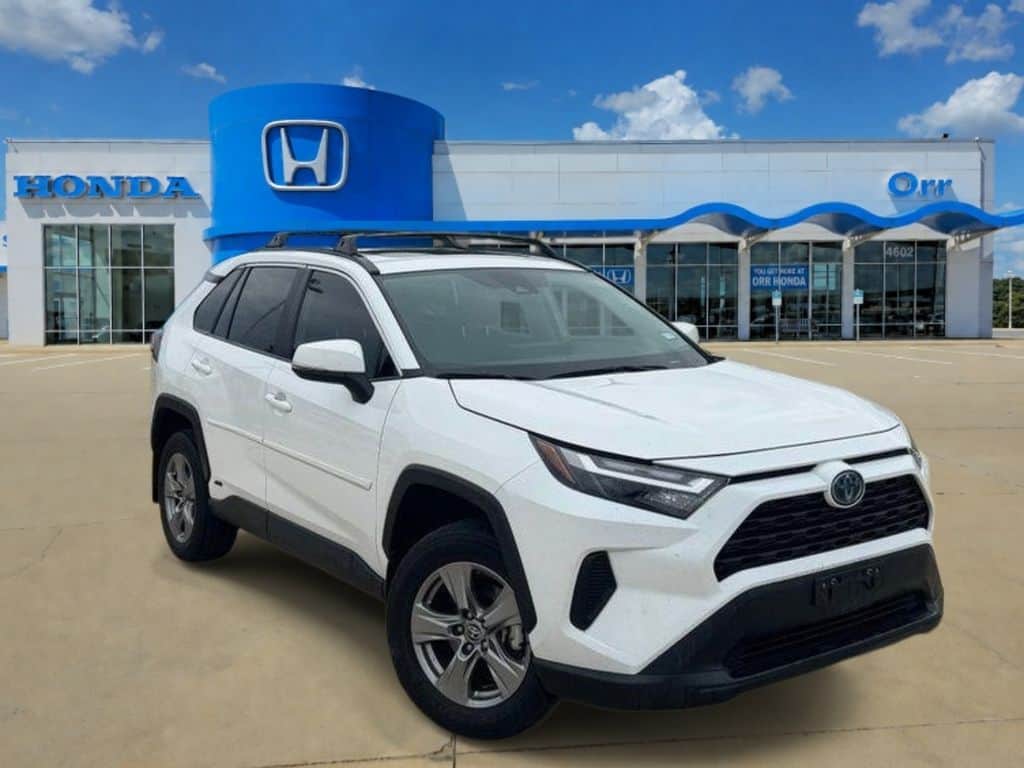 2024 Toyota RAV4 Hybrid XLE