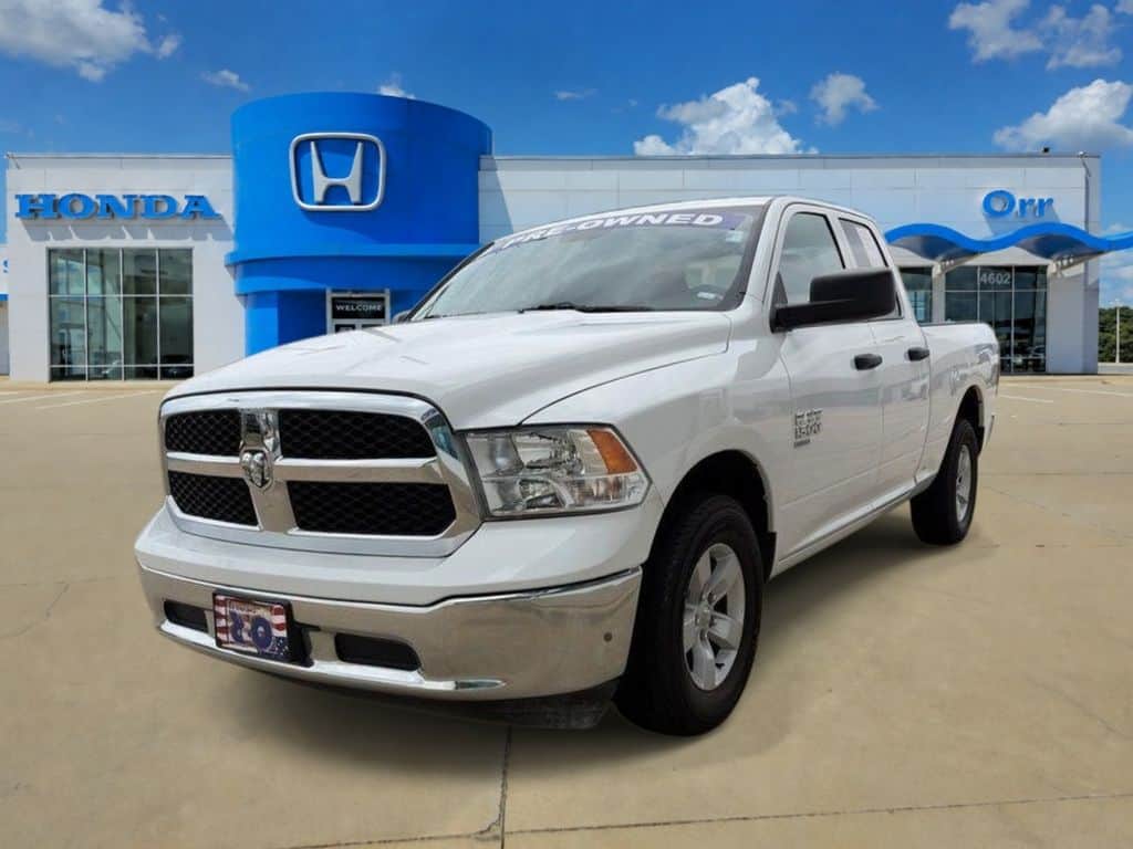 2024 Ram 1500 Classic SLT