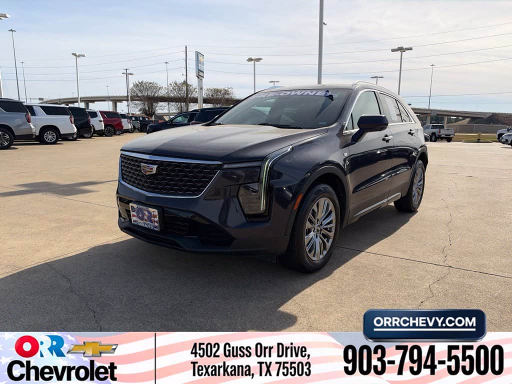 2025 Cadillac XT4 Premium Luxury