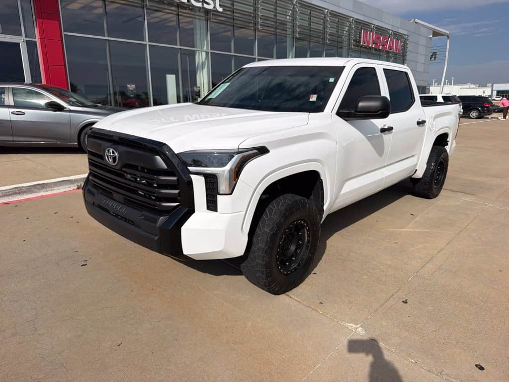 2025 Toyota Tundra SR