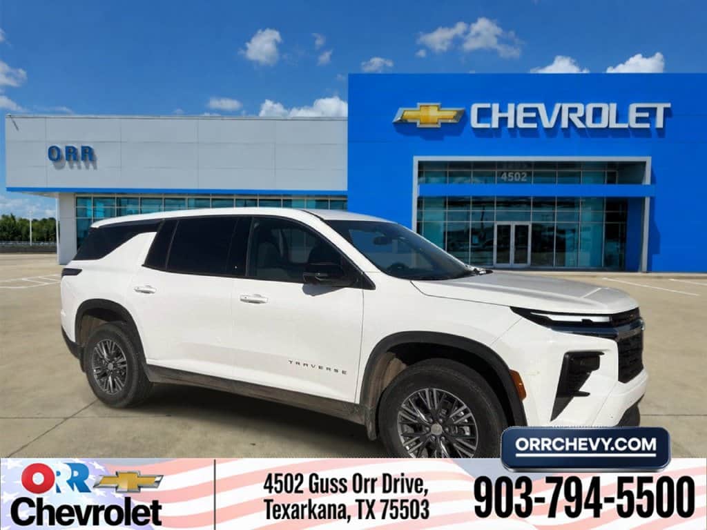 2024 Chevrolet Traverse LS
