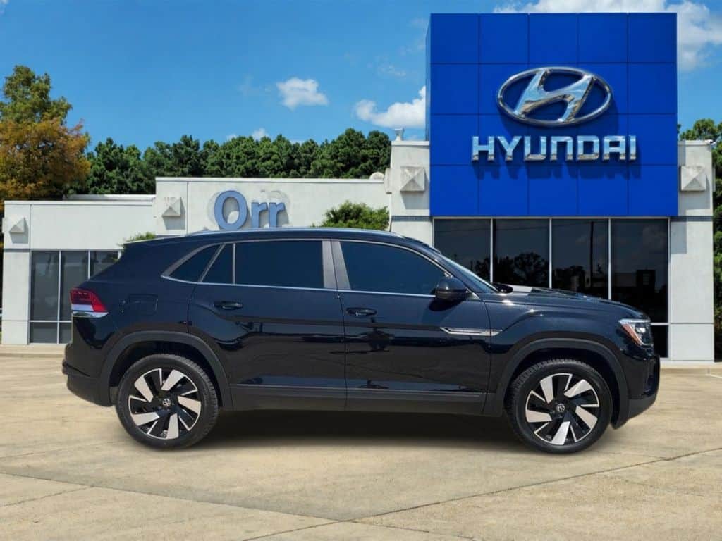 2024 Volkswagen Atlas Cross Sport 2.0t Se W/Technology