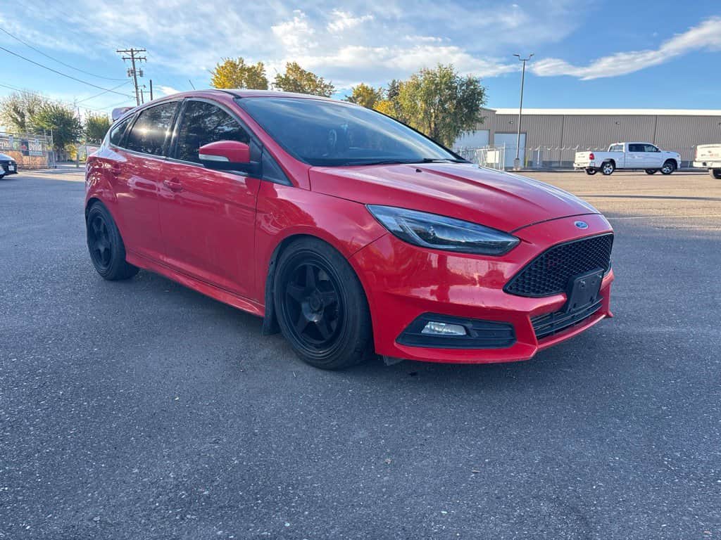 2017 Ford Focus ST