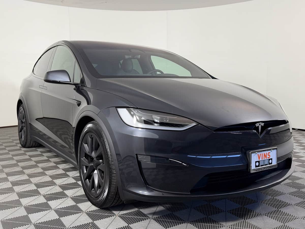 2024 Tesla Model X BASE