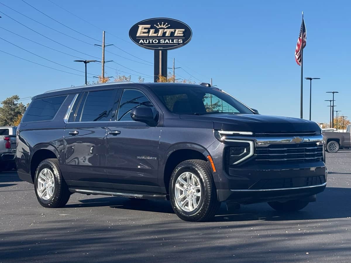 2025 Chevrolet Suburban LT