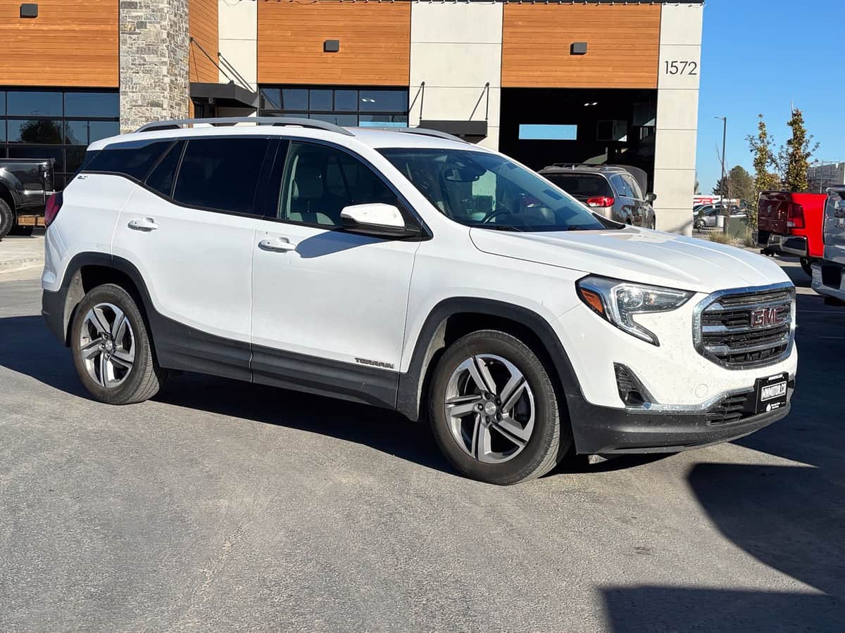 2020 GMC Terrain SLT