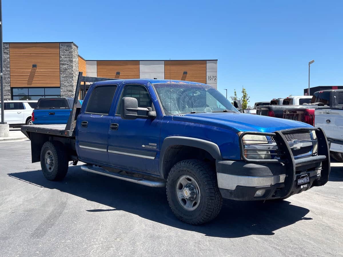 2004 Chevrolet Silverado LS