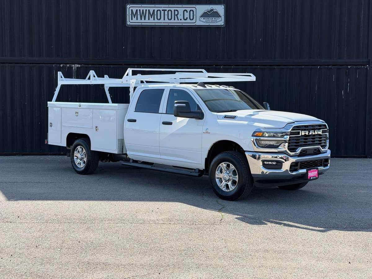 2026 Ram 3500 Chassis Tradesman