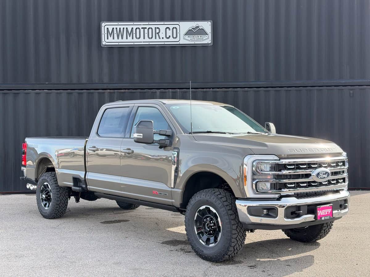 2027 Ford Super Duty F-350 Srw Lariat