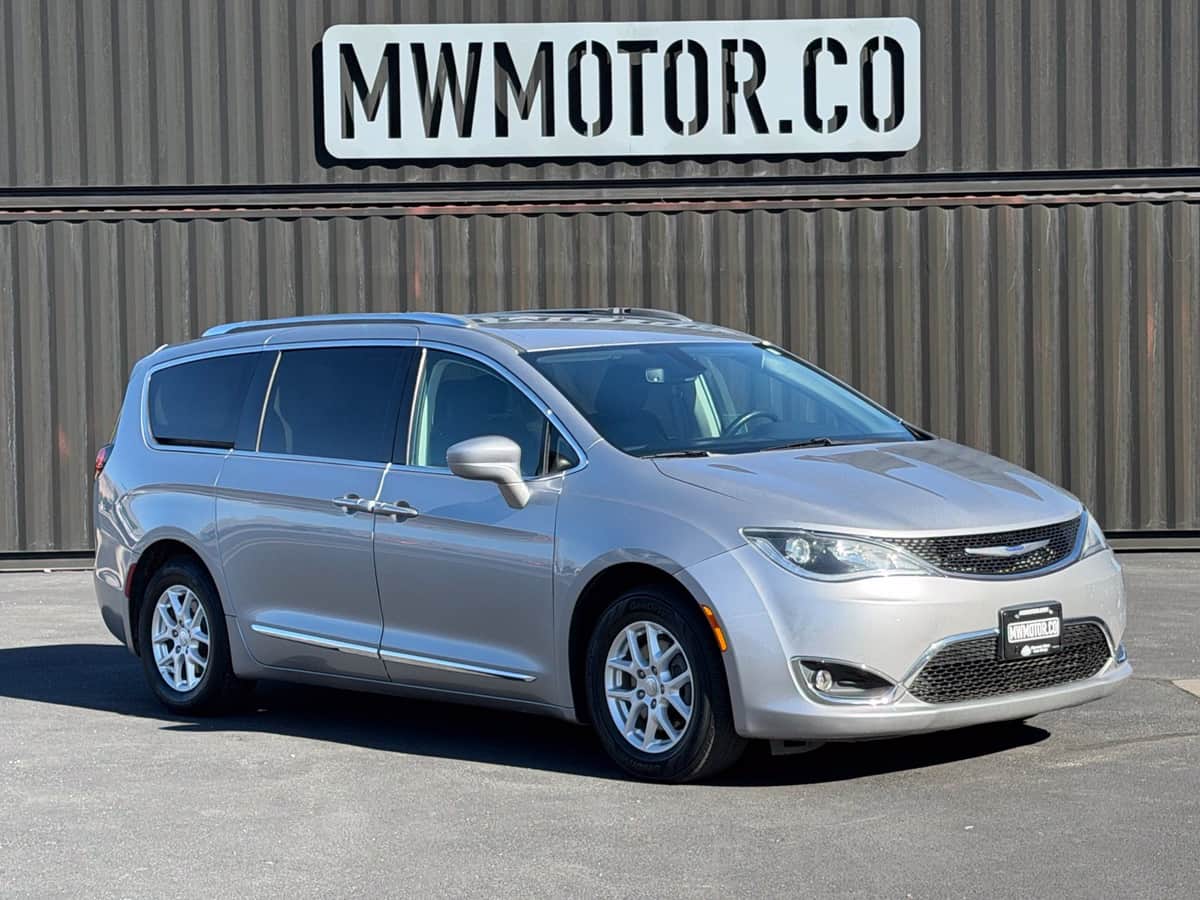 2020 Chrysler Pacifica Touring L