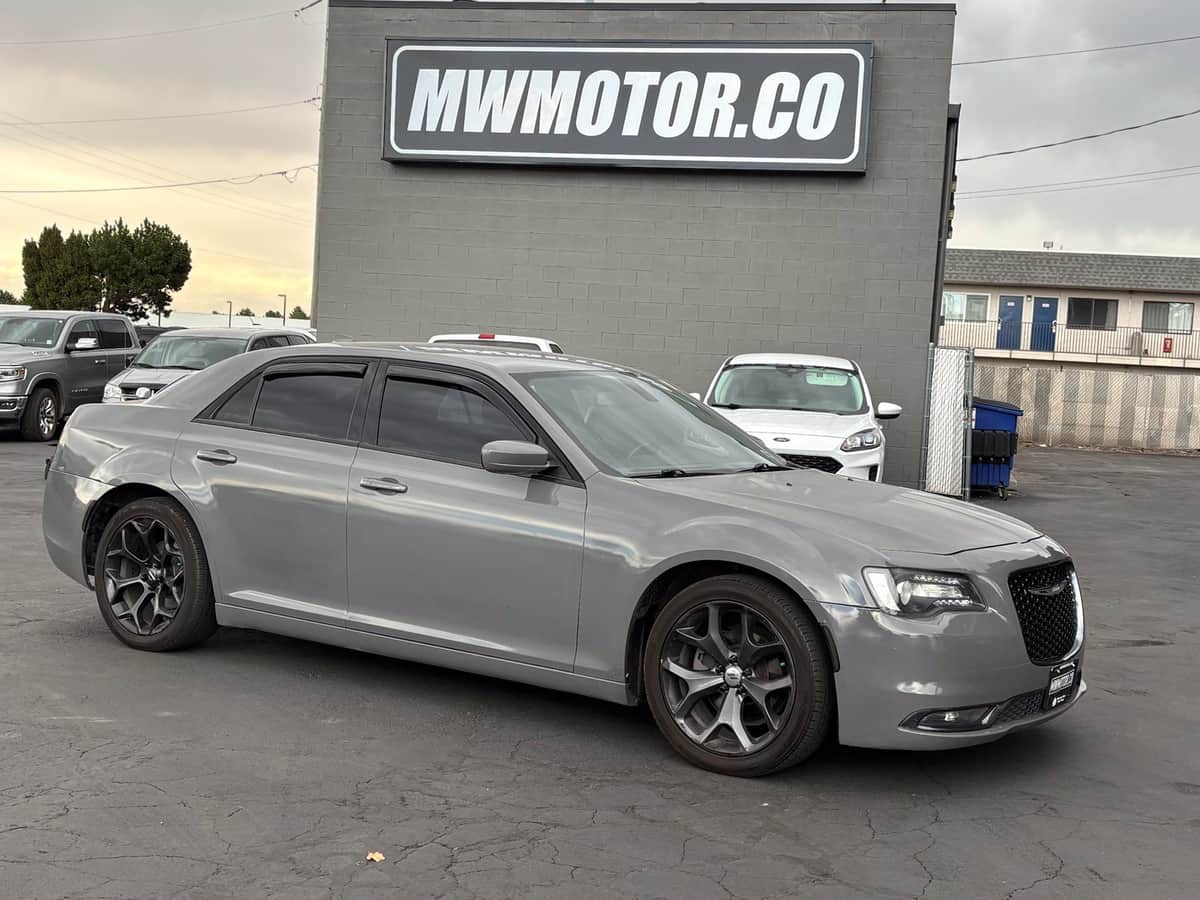 2019 Chrysler 300 S