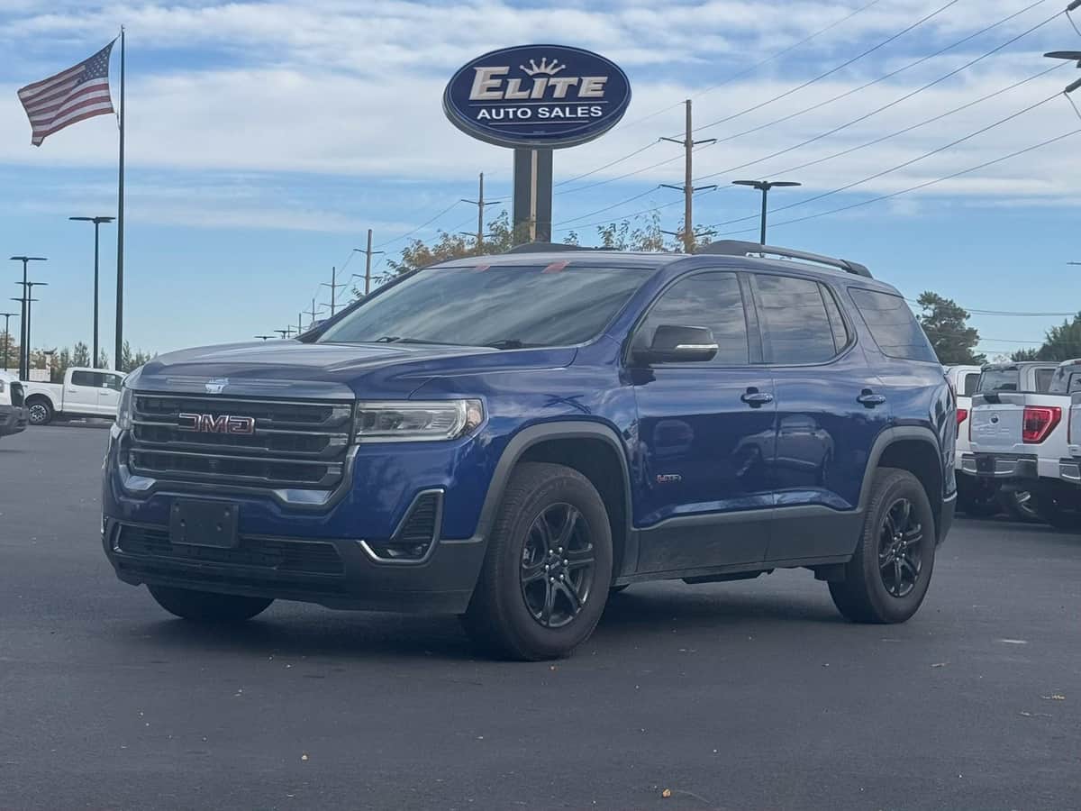 2023 GMC Acadia AT4