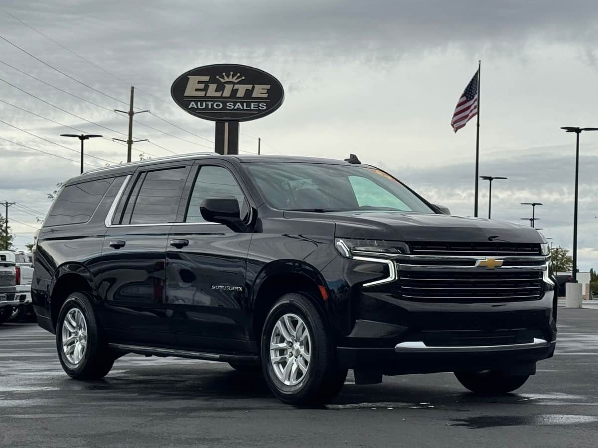 2024 Chevrolet Suburban LT
