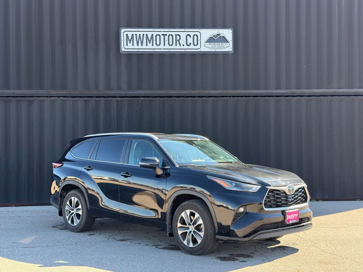 2026 Toyota Highlander XLE