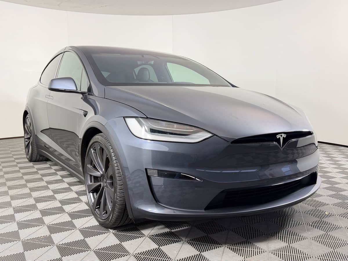 2023 Tesla Model X Standard Range