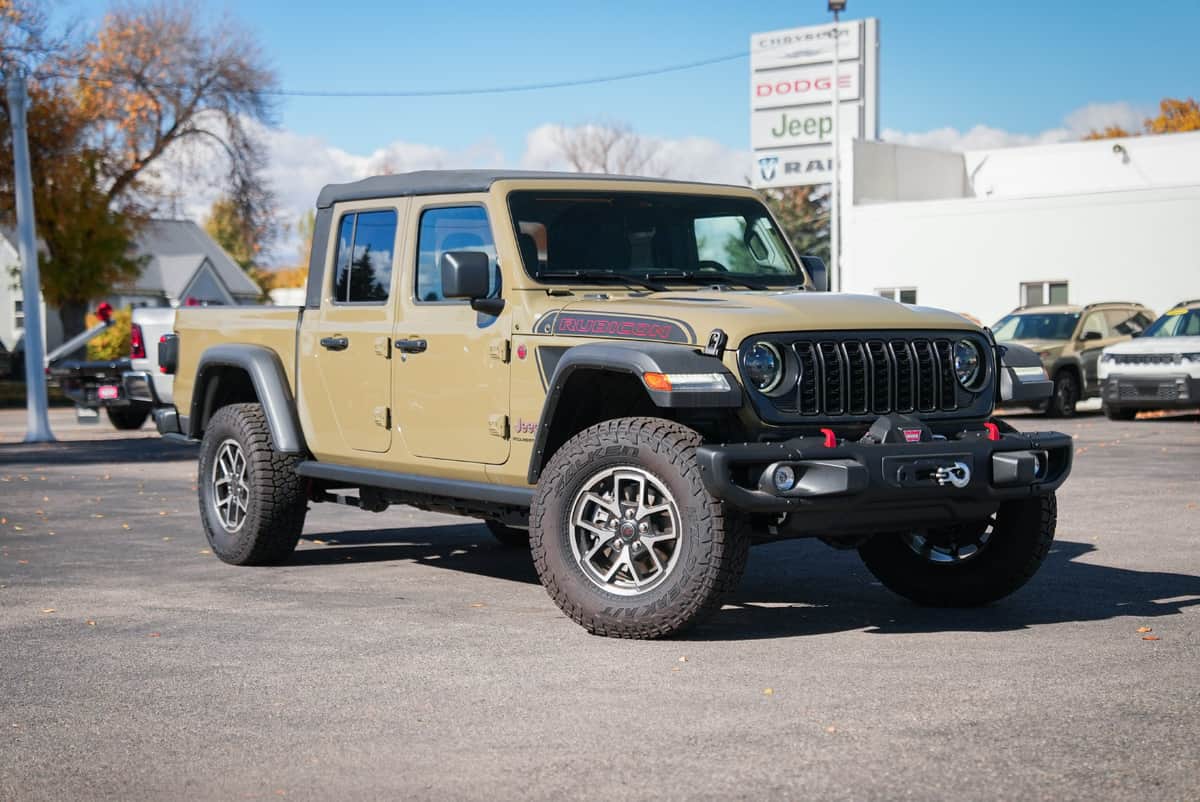 2026 Jeep Gladiator Shadow Ops